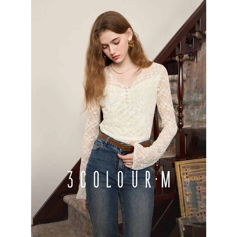 三彩2025春季新款花朵V领喇叭袖小衫短款叠搭优雅浪漫M