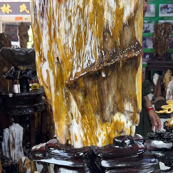 缅甸天然树化玉摆件