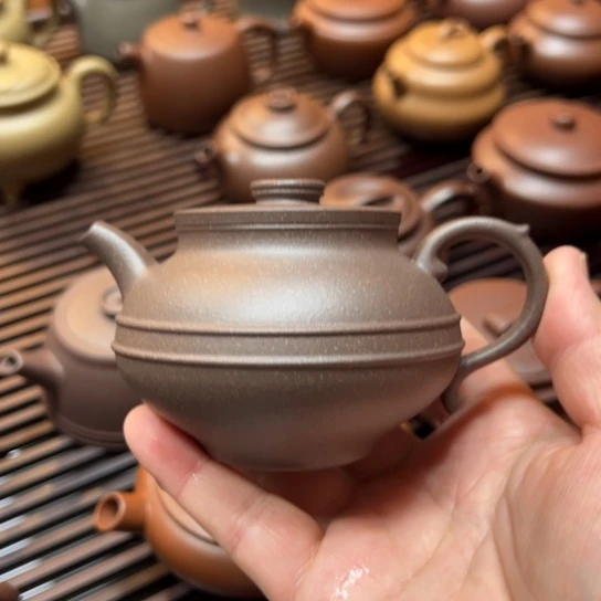 紫砂茶壶秋**起宜兴紫砂壶