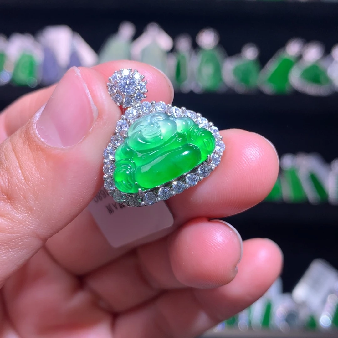 【闪购商品】颈饰银S925镶嵌翡翠天然翡翠