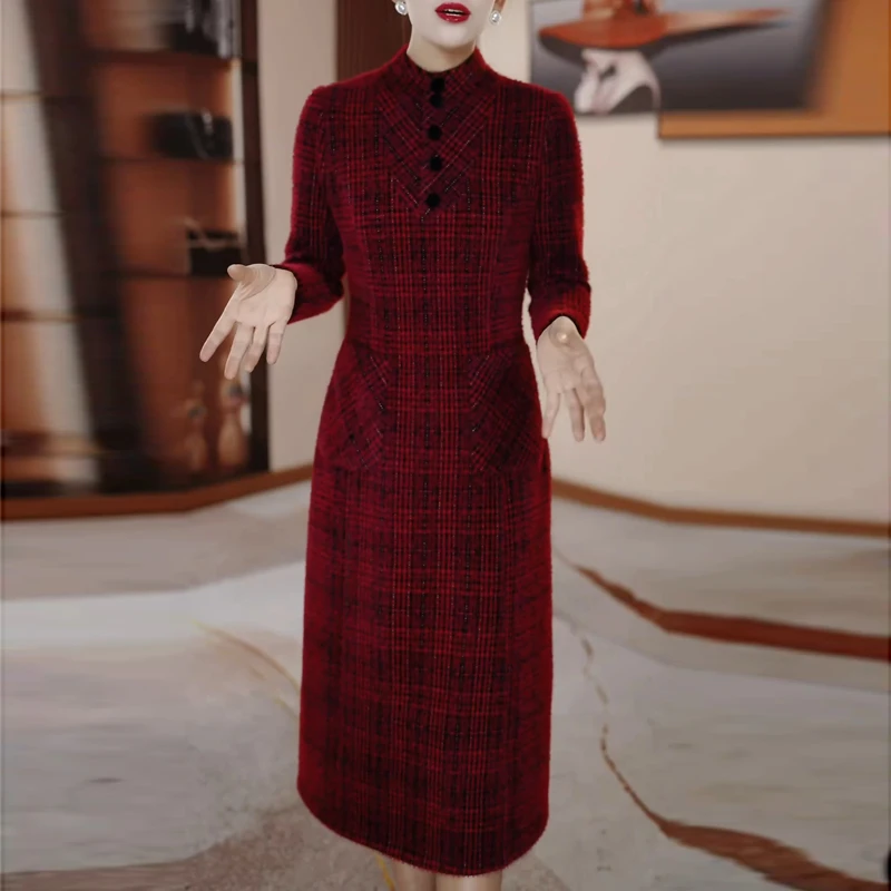 2025秋冬新款收腰连衣裙显瘦洋气减龄轻奢女人味中年女大码裙子