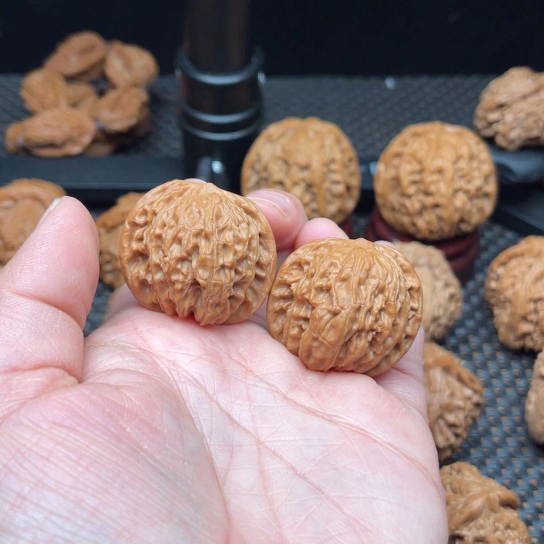 文玩核桃吊坠不**田磨盘