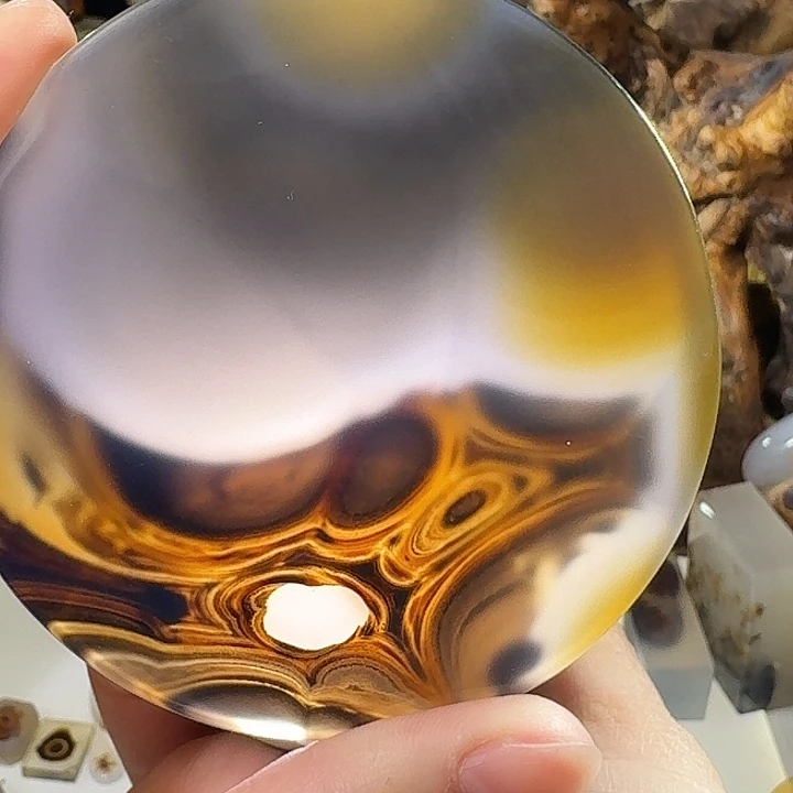 玛瑙/玉髓未镶嵌珠宝奇石