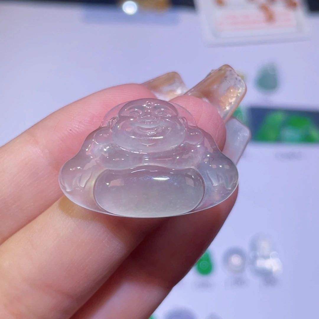 翡翠未镶嵌颈饰裸石