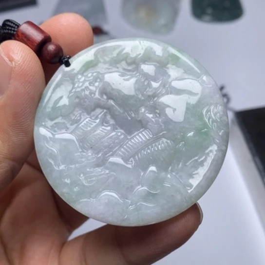 翡翠未镶嵌颈饰翡翠