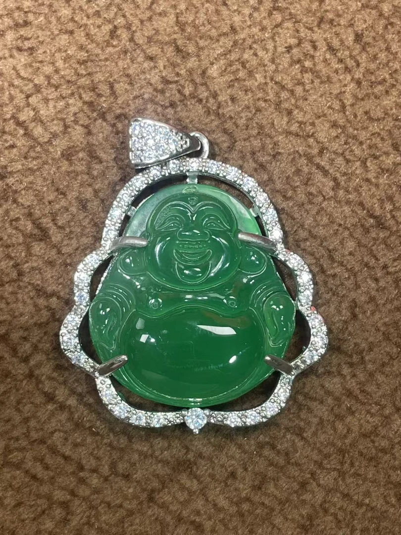 DW6012天然玉石设计师设计款时尚豪镶满绿色佛公玉髓吊坠