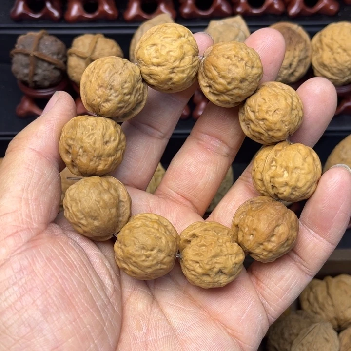 核桃铁核桃荔枝手串