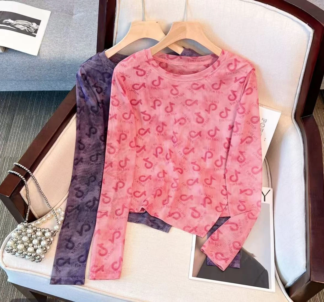 【蝶恋花专属】夏新款圆领定位花上衣时尚出行显瘦气质短袖时尚