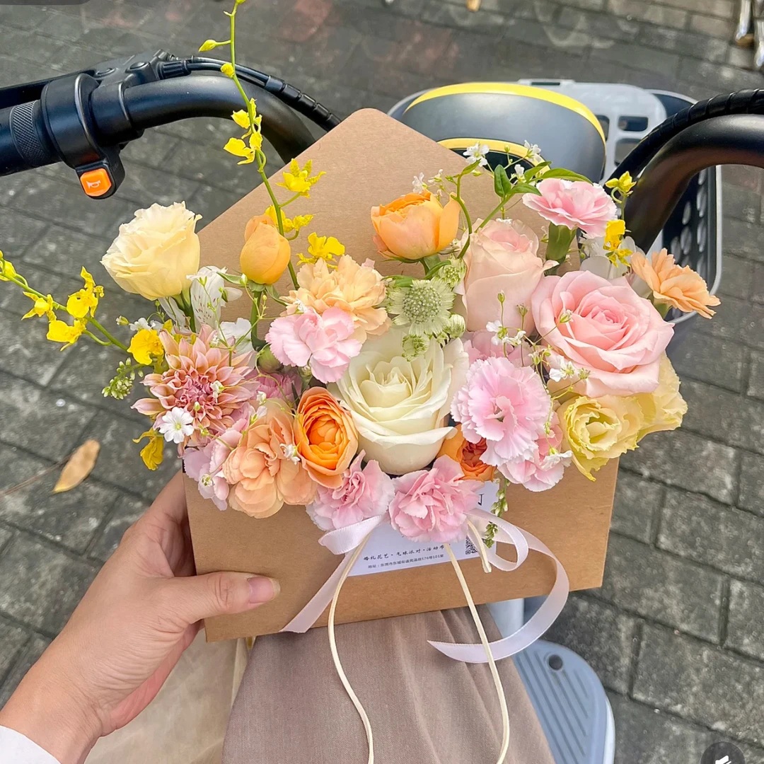信封花束包装盒秋天情书材料包鲜花包装纸牛皮纸花盒花店快速出品