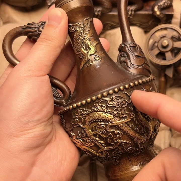 文玩铜器做工精良