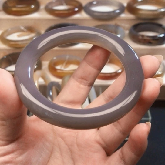 玛瑙/玉髓未镶嵌手镯