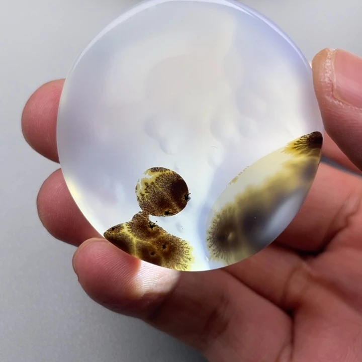 玛瑙/玉髓颈饰未镶嵌椿*