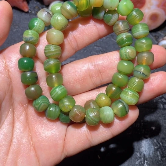 石英质玉珠宝半成品未镶嵌红*林