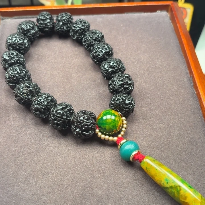 一***鸿吊坠金刚菩提金刚菩提子