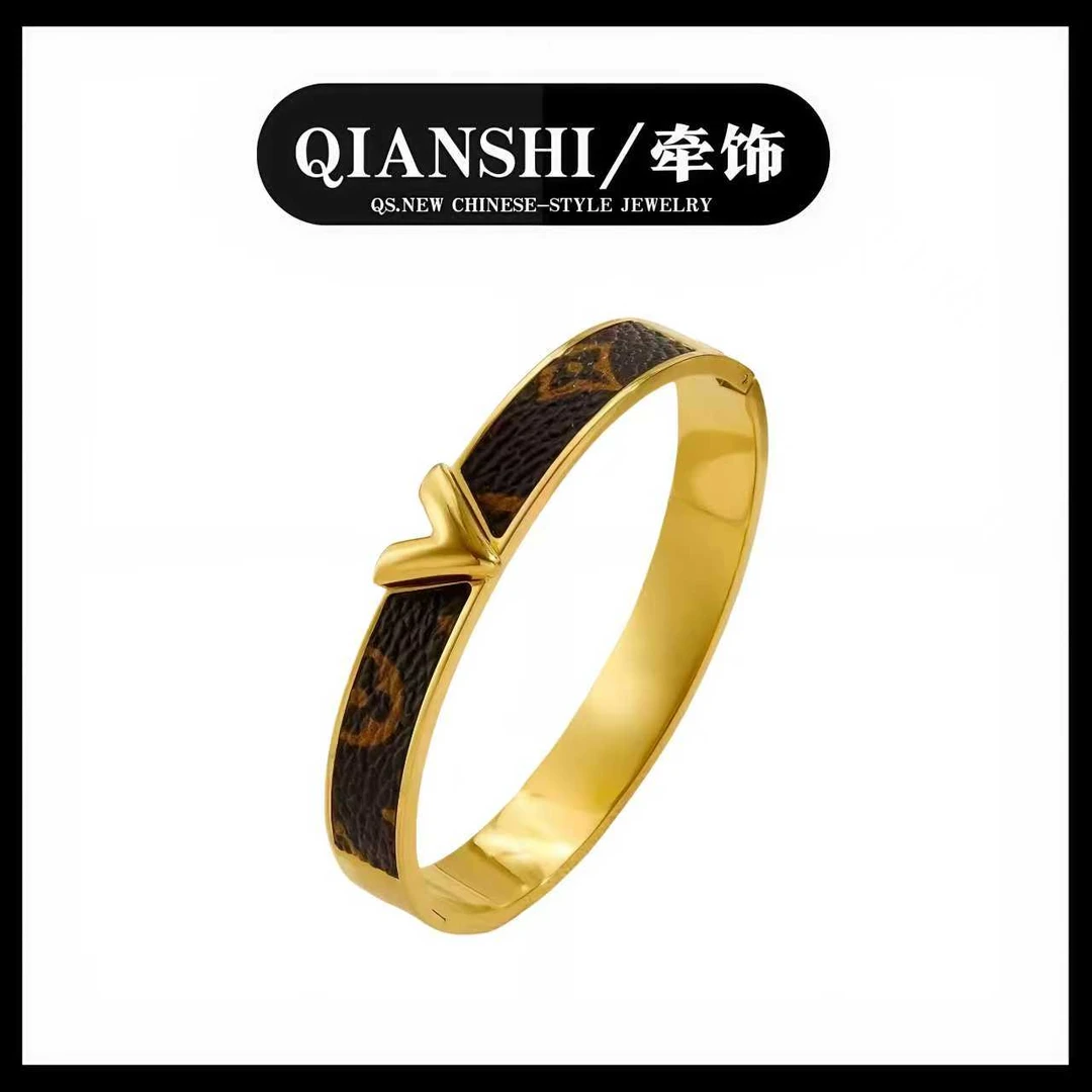 钛钢手镯 金色手镯欧美时尚个性潮流百搭女款Q