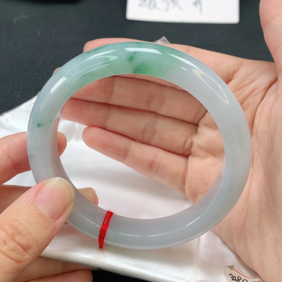 翡翠手镯未镶嵌缅甸60