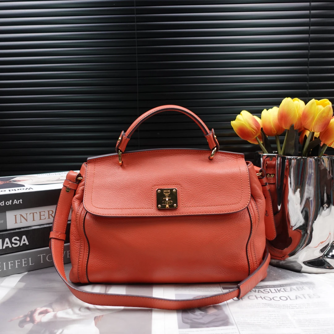 95新 MCM 单肩包/T10225860