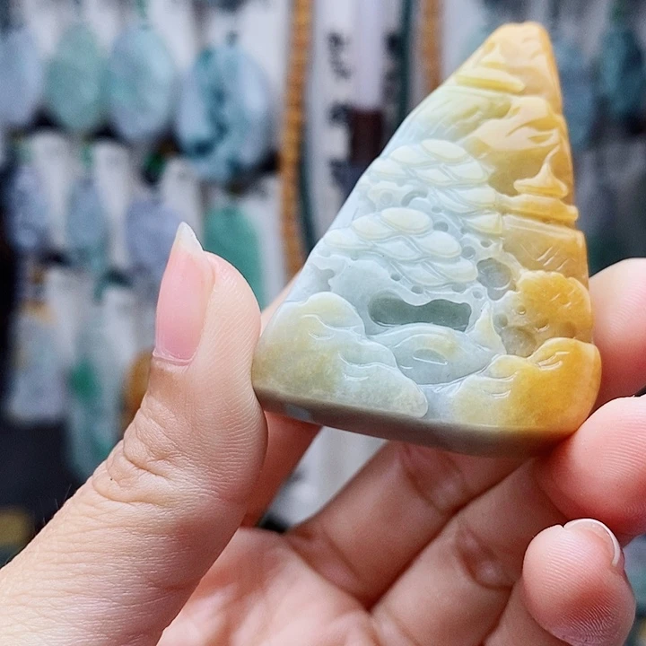 翡翠未镶嵌颈饰翡翠