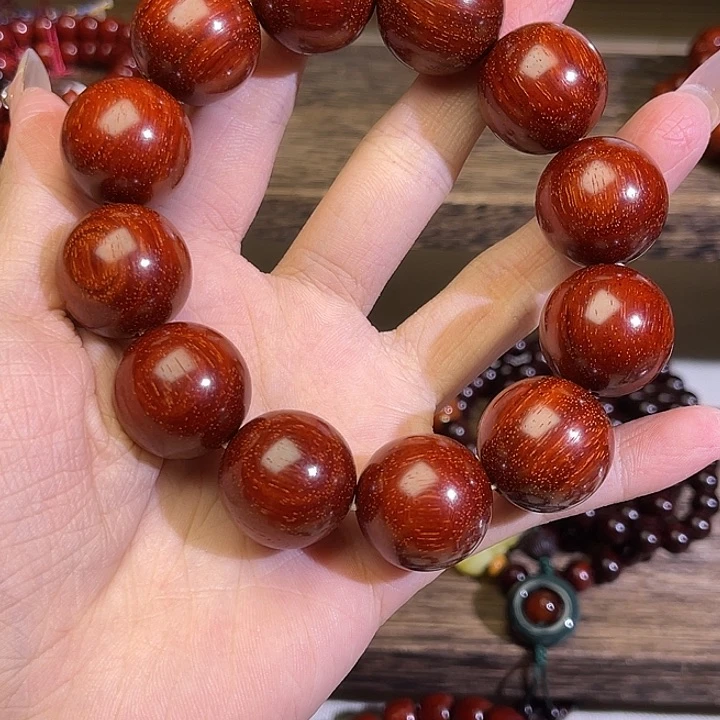 小***晨檀香紫檀（小叶紫檀）