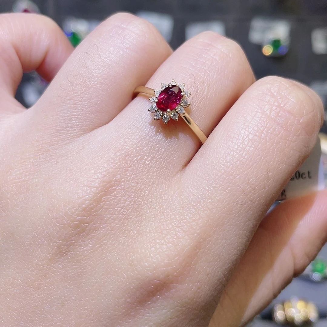 红宝石戒指18K金镶嵌0.63ct