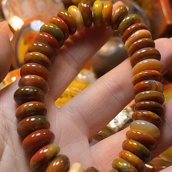 财***进玛瑙/玉髓未镶嵌手链