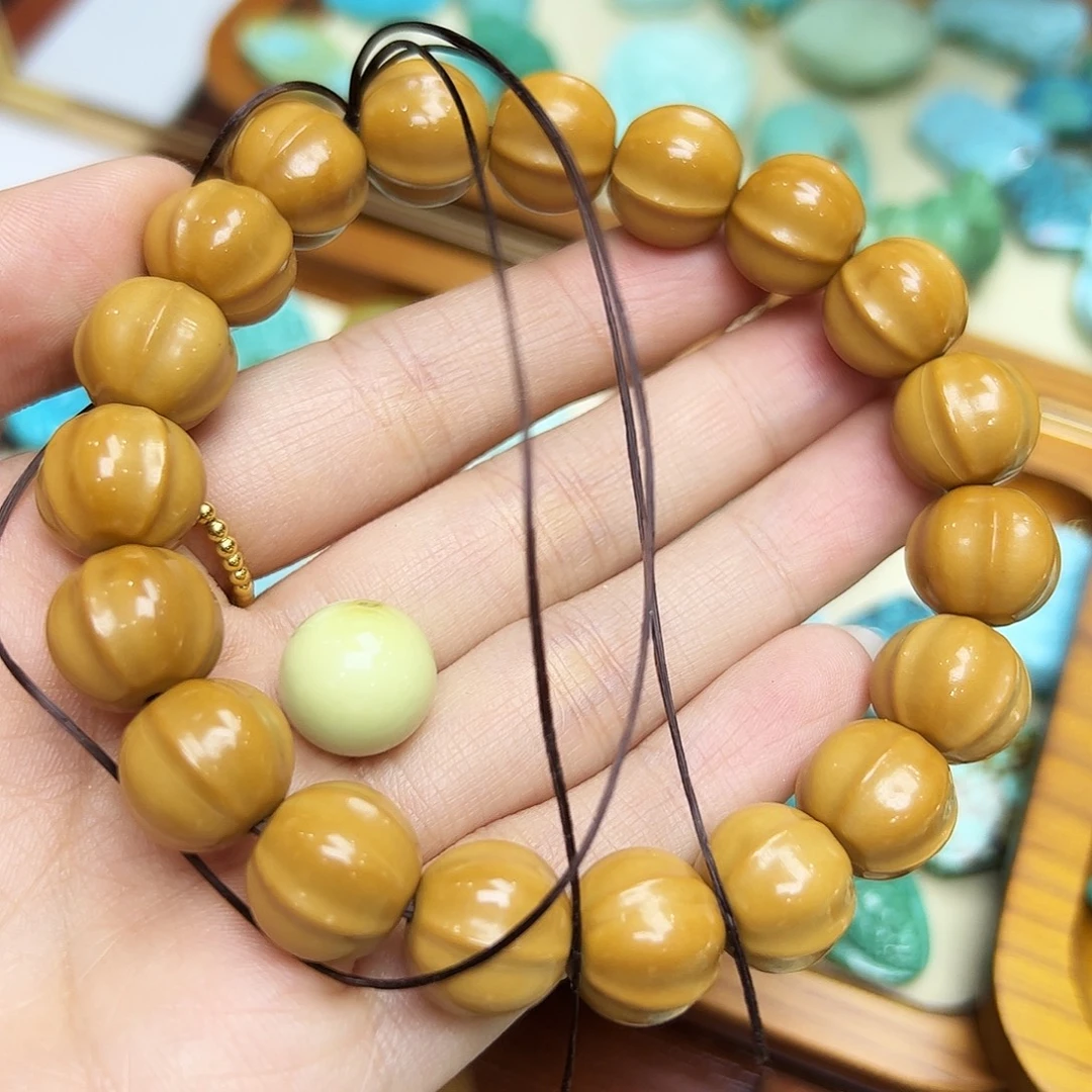 鸢***猴头核桃吊坠猴头核桃