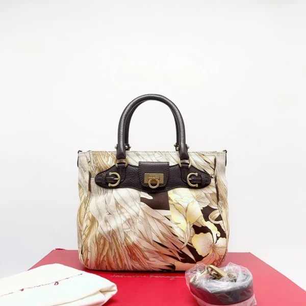 菲拉格慕/95新/包包/250624LT0017/C216047221