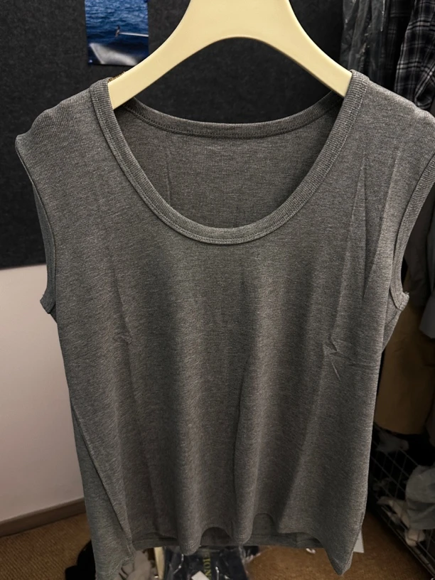 U领养肤面膜背心女夏季内搭休闲百搭上衣大版