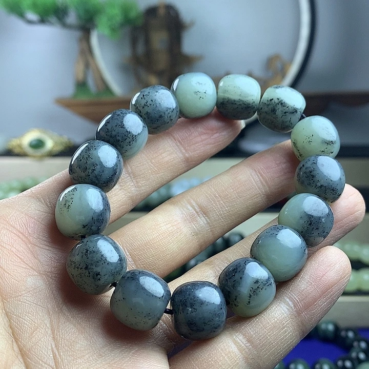 和田玉未镶嵌手串