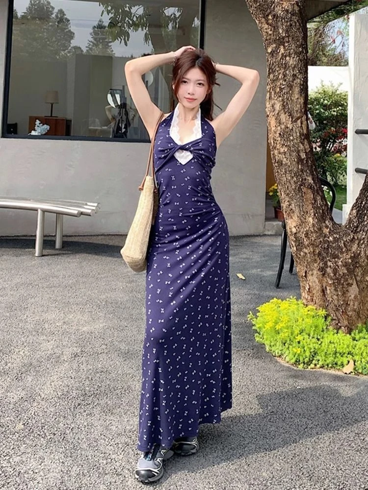 v领碎花连衣裙夏女蕾丝拼接扭结茶歇法式收腰包臀裙露背挂脖长裙