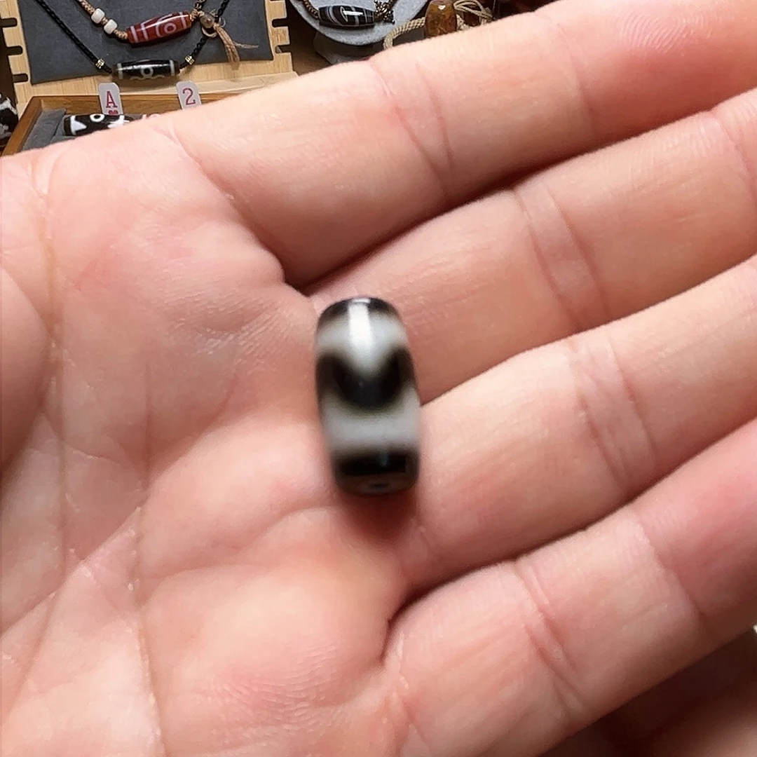 玛瑙/玉髓颈饰未镶嵌?*冉