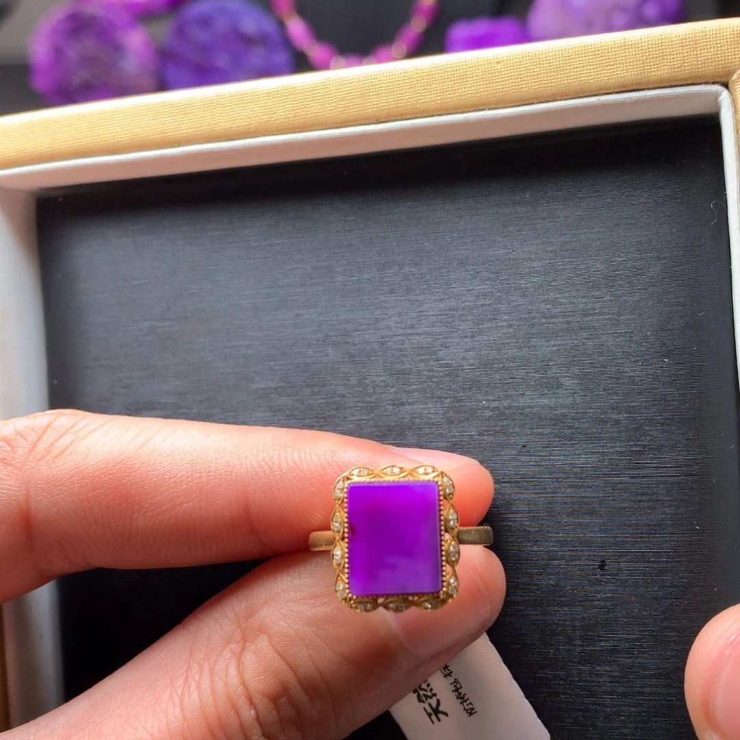 苏纪石（舒俱来）戒指18K金镶嵌