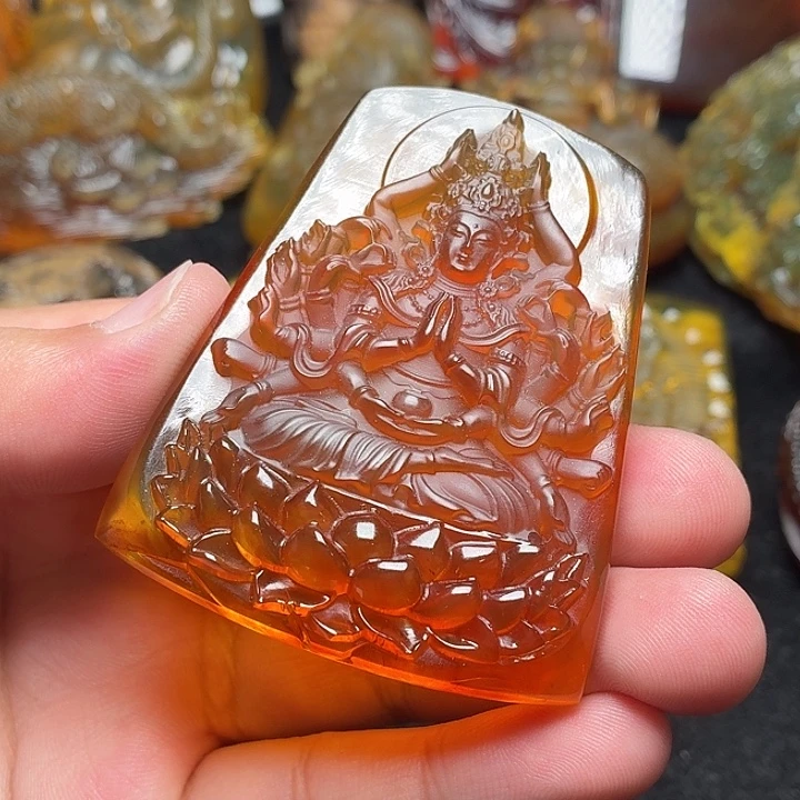 琥珀未镶嵌颈饰240