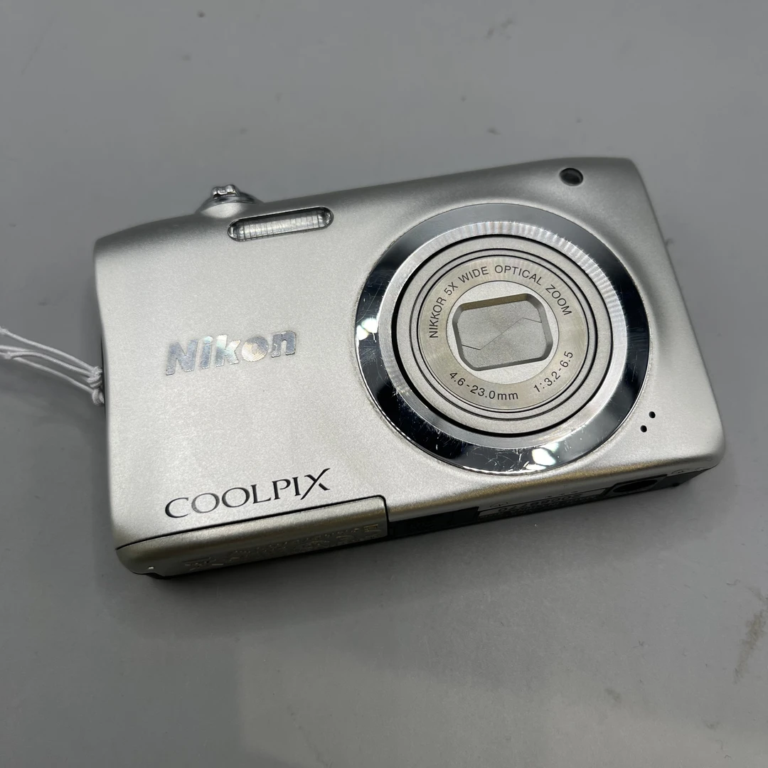 9新 Nikon/尼康 特价a100 2000万像素5倍光学变焦 无瑕清透感