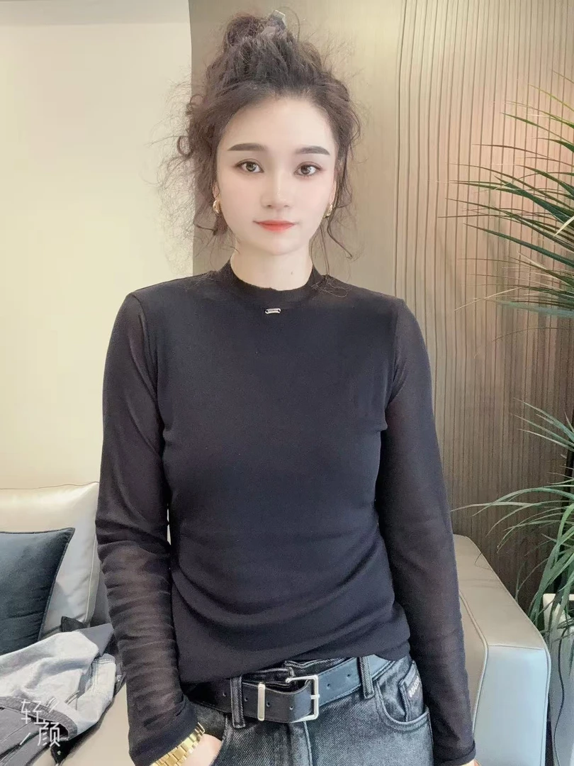 早秋新款圆领设计感时尚百搭显瘦女款长袖上衣5625