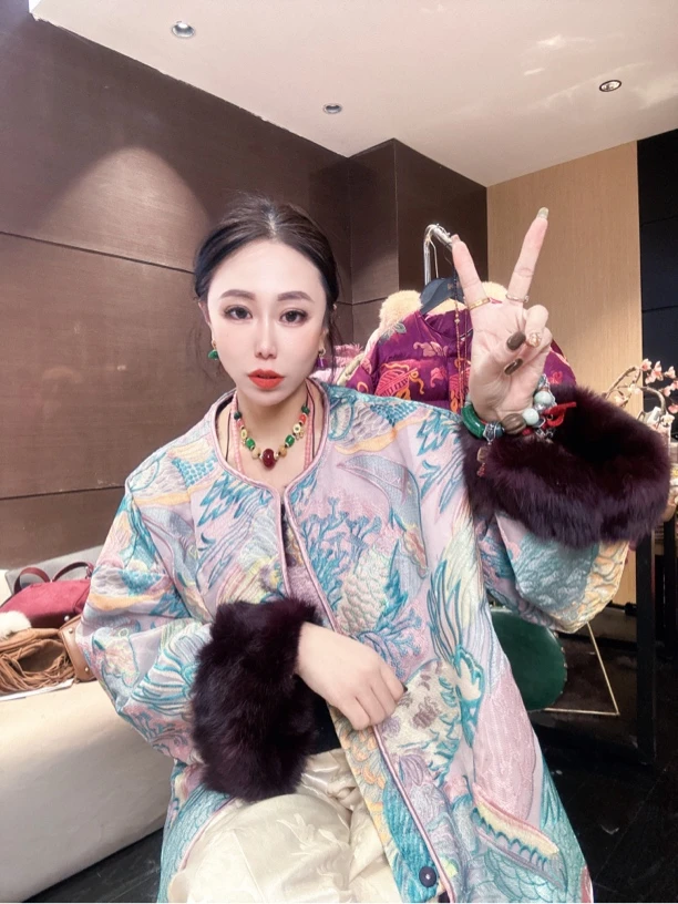 7032鹦鹉《拜年服双面外套》重工大兔毛新中式外套