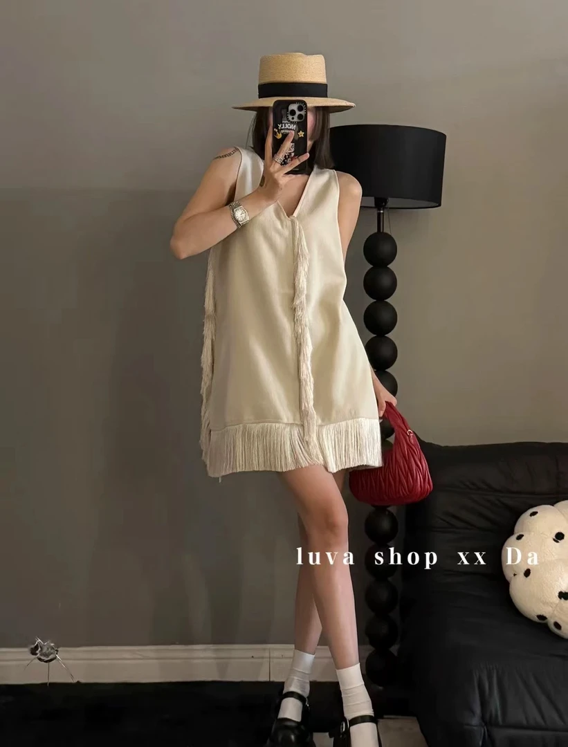 韩国气质慵懒风中长款流苏背心裙