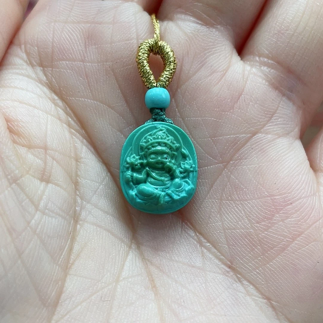 绿松石颈饰未镶嵌