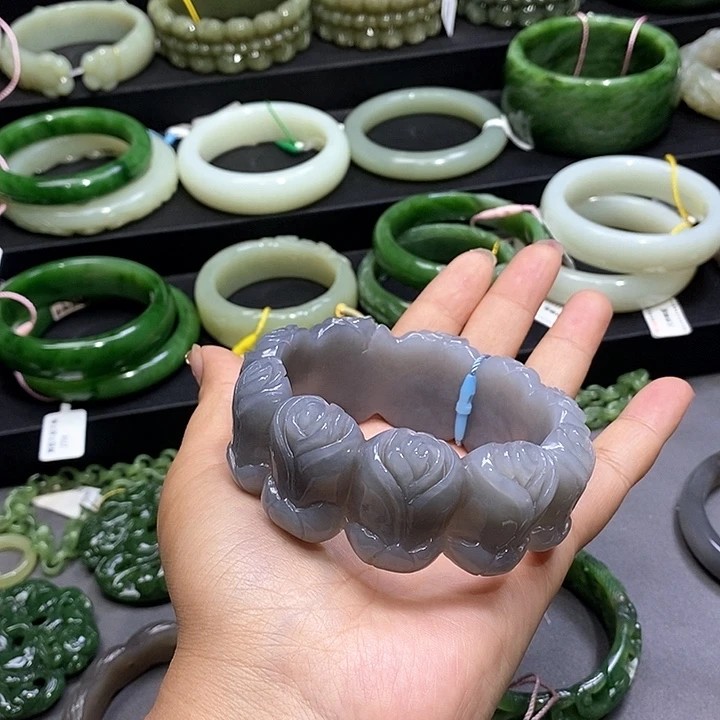 和田玉手镯65圈口32未镶嵌