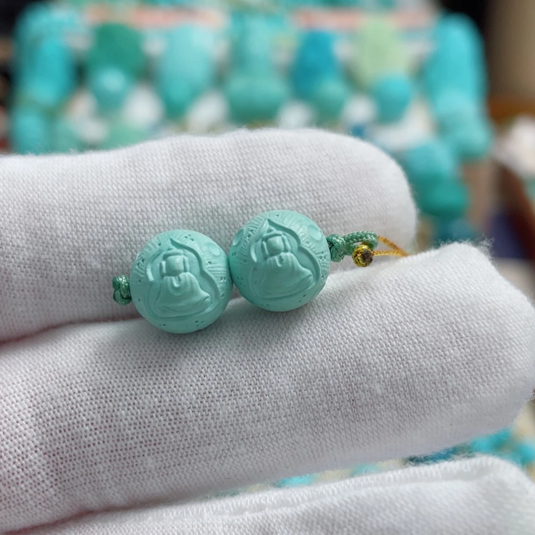 绿松石未镶嵌珠宝奇石