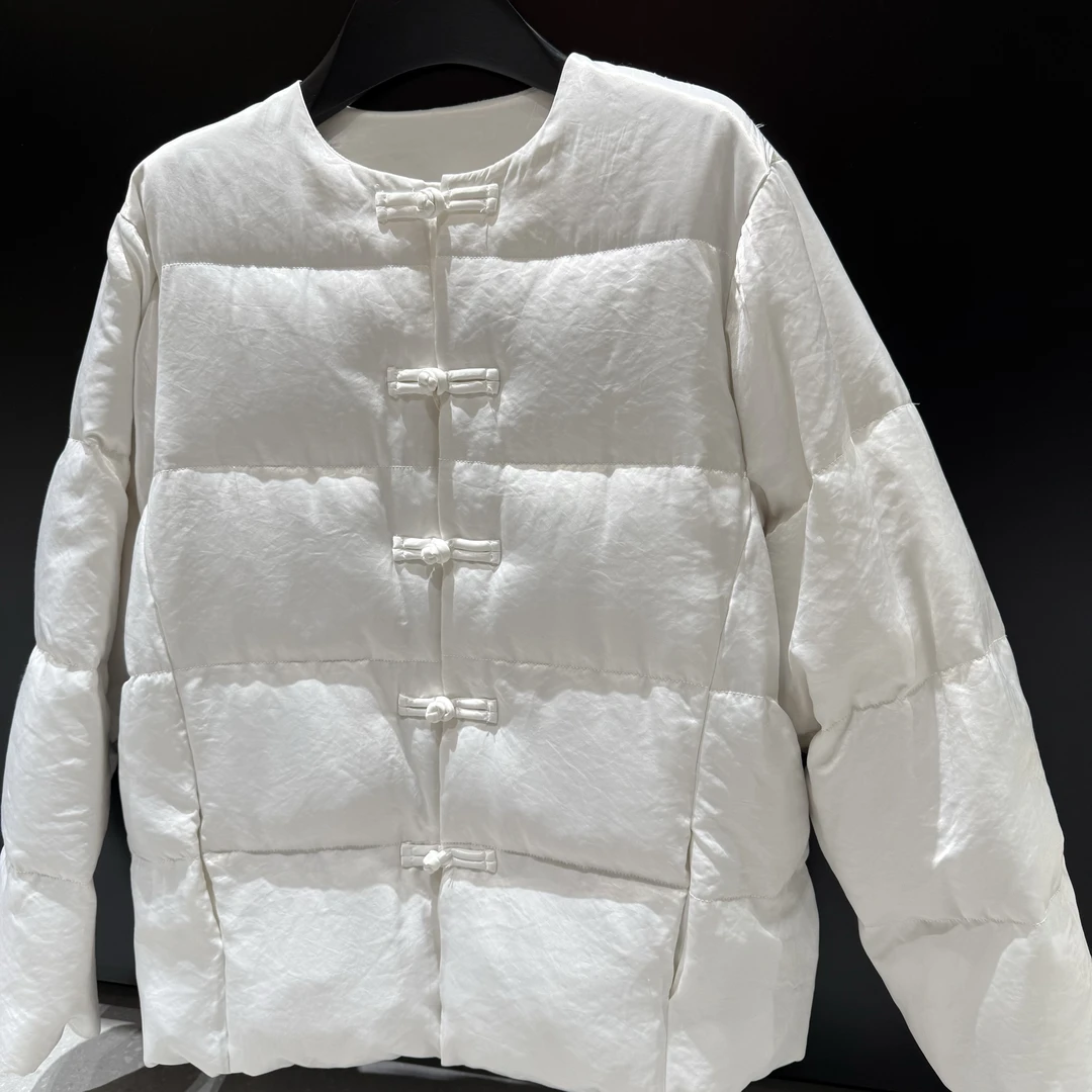 新年战袍新中式国风盘扣唐装富家千金白色棉衣外套棉服女冬季