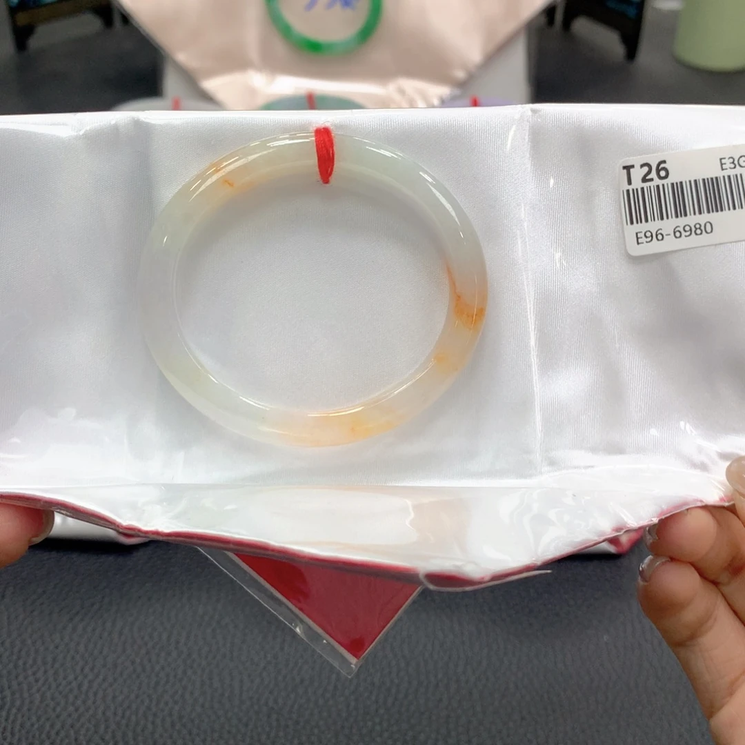 未镶嵌手镯翡翠翡翠
