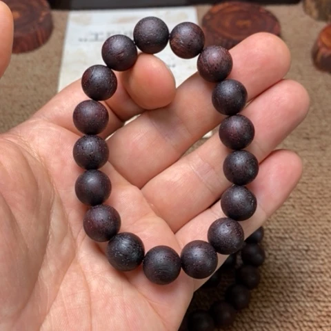 藤类A142降真香1.2圆珠红满油玉化