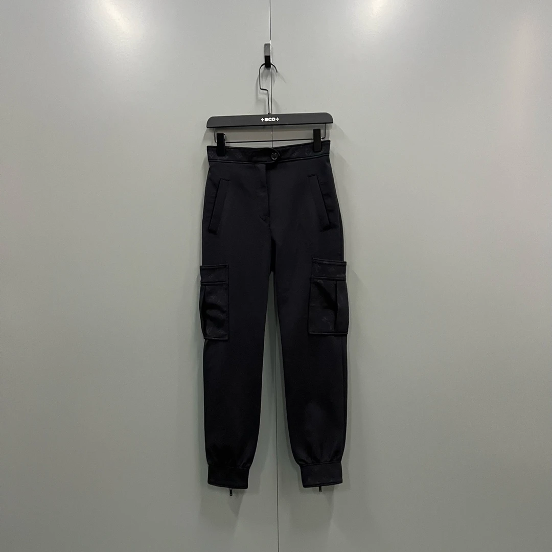 95新 LouisVuitton/路易威登 (ll) lv 黑色口袋老花长裤 34码