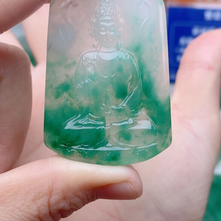 未镶嵌定制石英质玉（非洲翠）