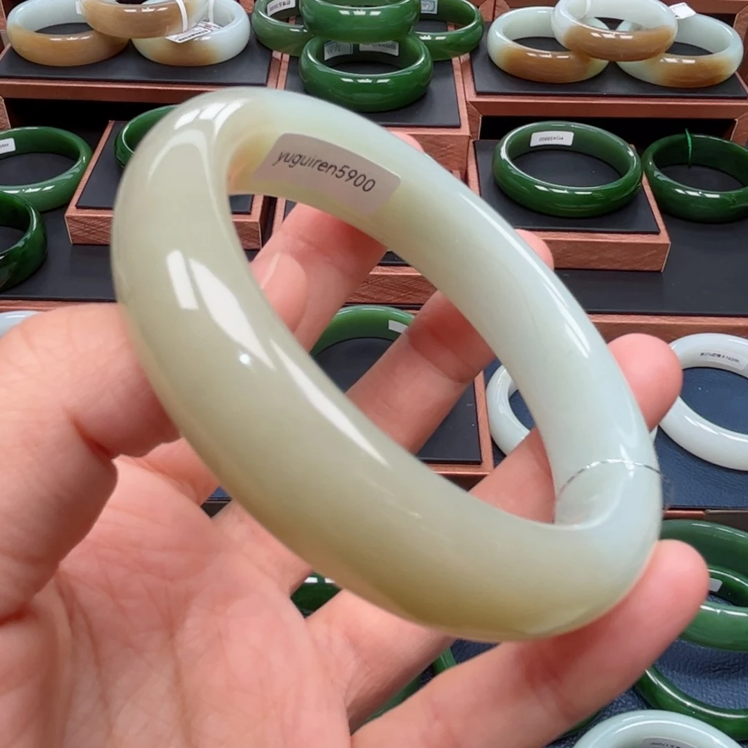 未镶嵌手镯和田玉5859