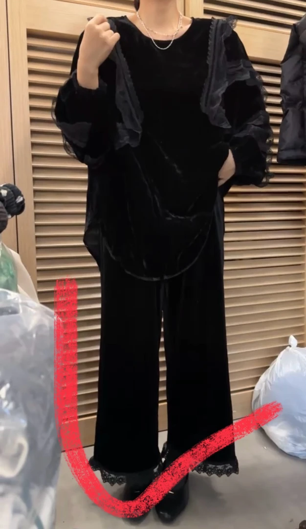 林杠杠冬季新品/蕾丝边加绒丝绒裤