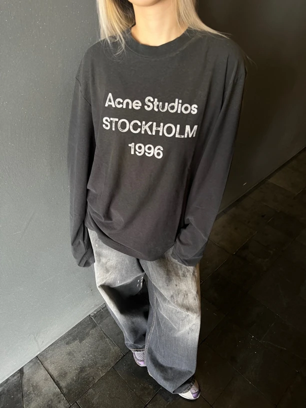 Acne 1996长袖T恤 明星同款 做旧破坏薄款男女黑白