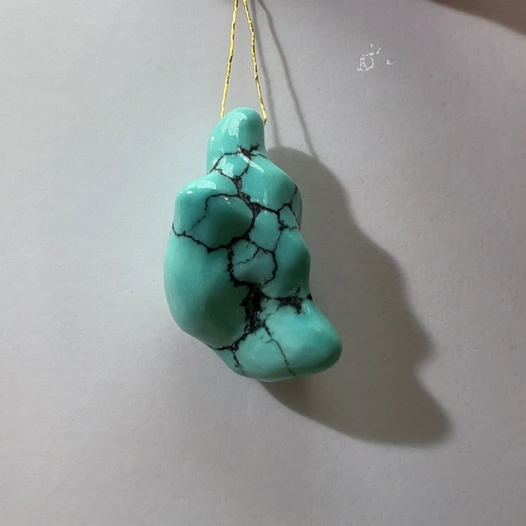 绿松石未镶嵌挂件