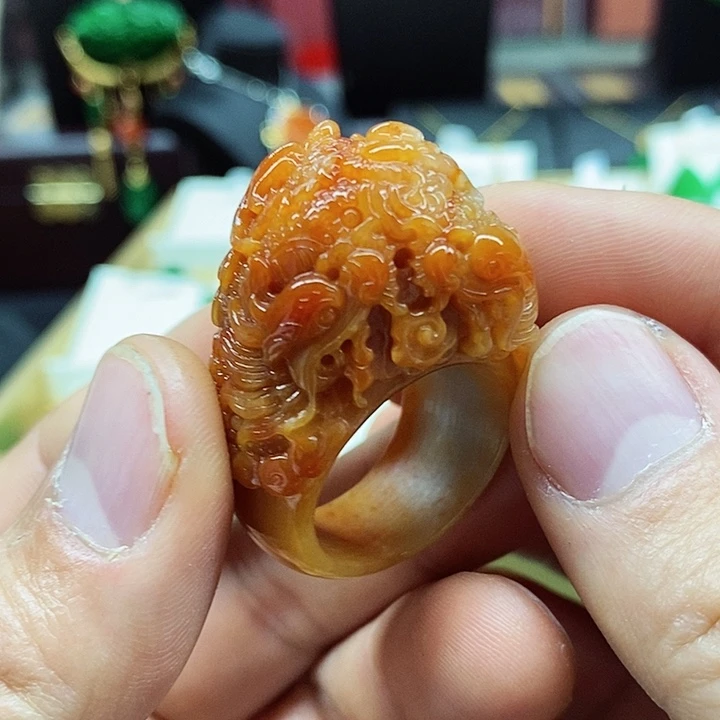 翡翠颈饰未镶嵌哈*!戒指